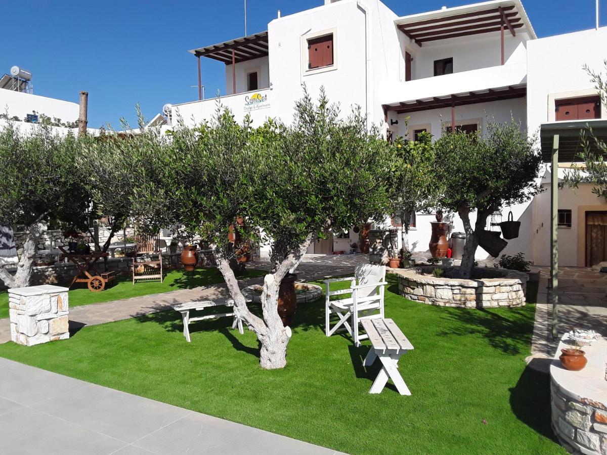 Sunset Studios And Apartments For Adults Over 21 Only Náoussa Extérieur photo
