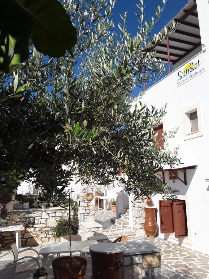 Sunset Studios And Apartments For Adults Over 21 Only Náoussa Extérieur photo