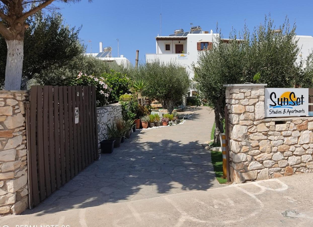 Sunset Studios And Apartments For Adults Over 21 Only Náoussa Extérieur photo