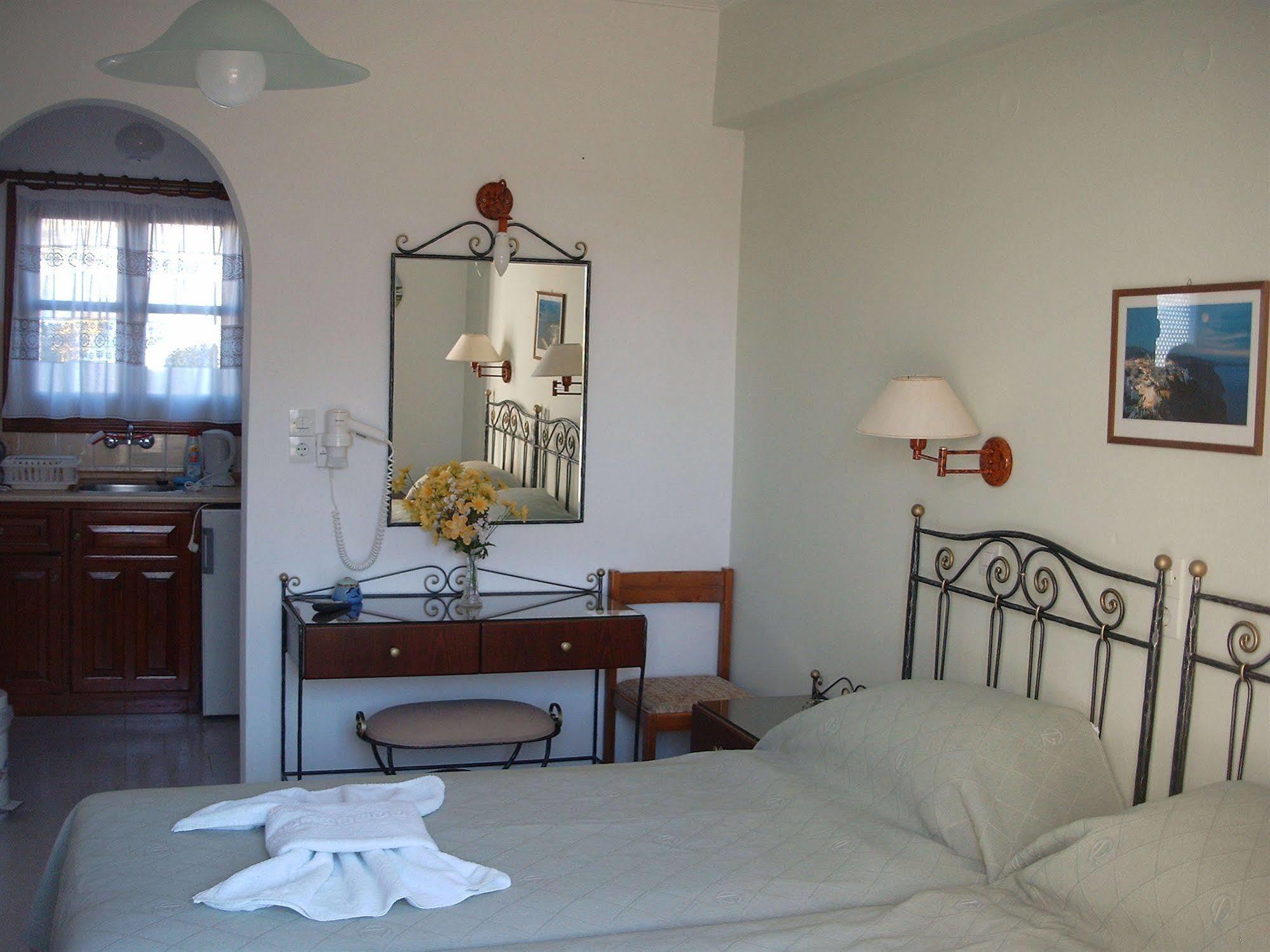 Sunset Studios And Apartments For Adults Over 21 Only Náoussa Extérieur photo